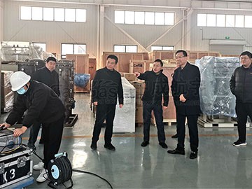固安縣領(lǐng)導馮斌一行來中成航宇研發(fā)中心檢查指導工作